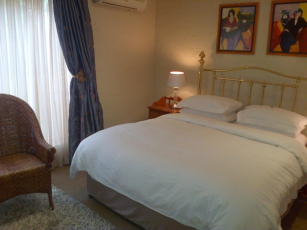 Jubilee Lodge Guest House Йоханнесбург Номер фото